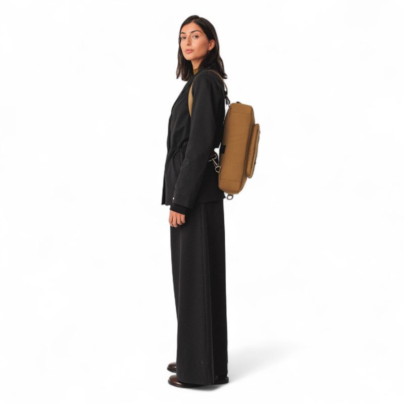 Bolso-mochila-skfk-oliva-reciclado-logroño