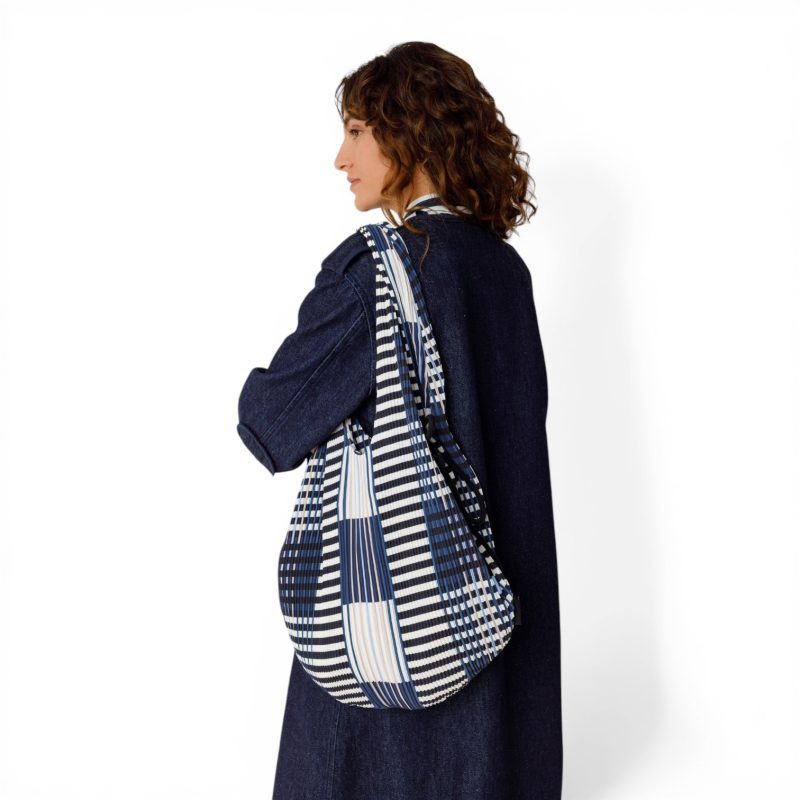 bolso-skfk-estampado-colores-plisado-zelai