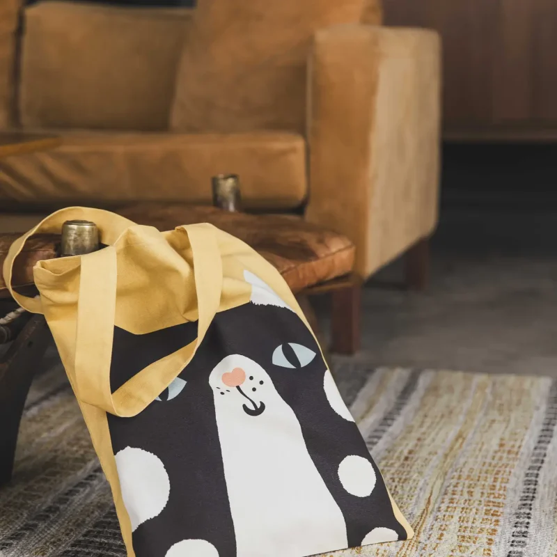 bolso-tote-algodon-reciclado-ilustracion-caras-chicas