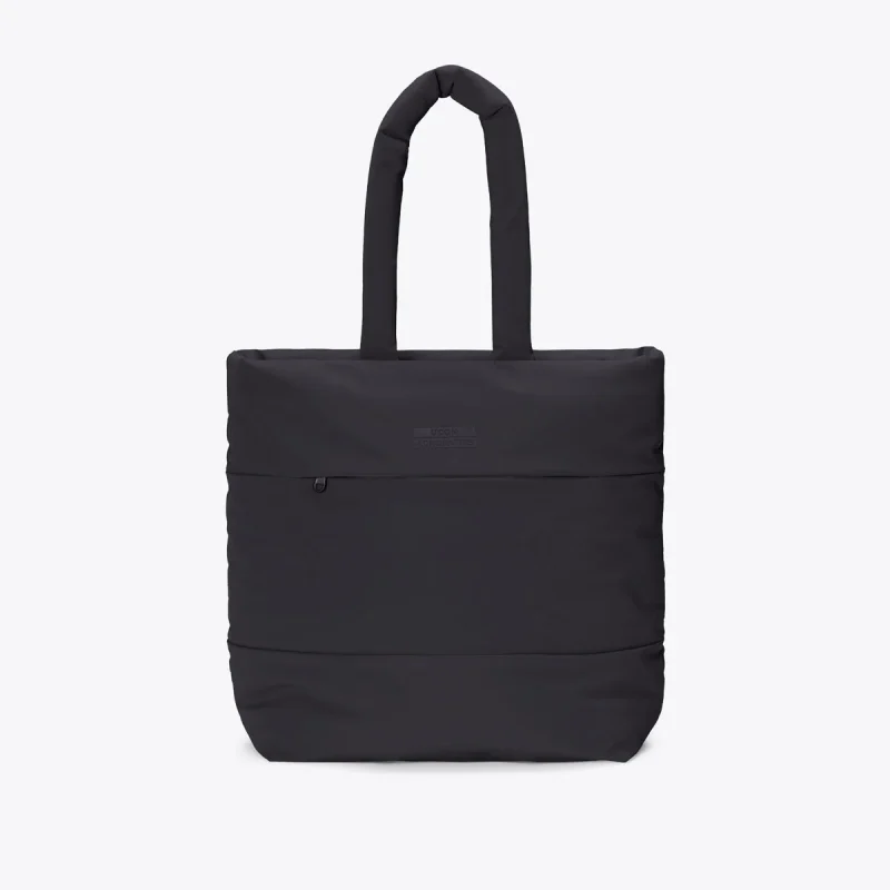 bolso-ucon-acrobatics-negro-reciclado